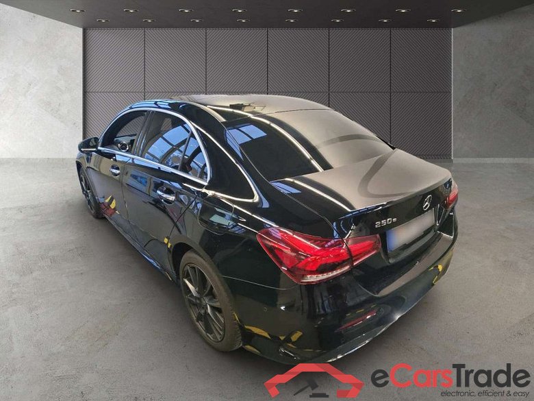 Mercedes-Benz A Limousine (BM 177)(08.2018->) DE - Lim4 A 250 e EU6d, Lim. AMG Line (EURO 6d), 2019 - 2022 #4