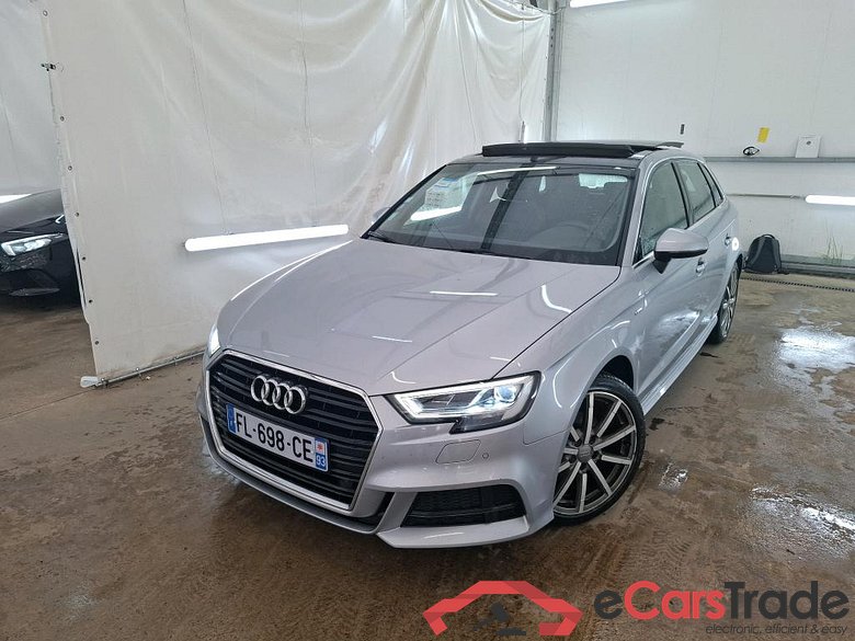 AUDI A3 Sportback / 2016 / 5P / Berline 35 TFSI 150 COD S TRONIC DESIGN LUXE #1