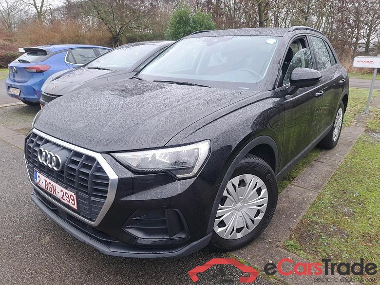 AUDI Q3 1.4 45 TFSIe Plug-In Hybrid Aut. LED Virtual Navi Klima PDC ...