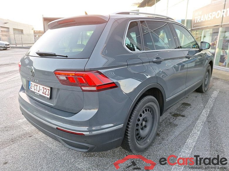Volkswagen Tiguan 1.5 TSI Life LED Virtual Navi Camera Klima PDC ... #3