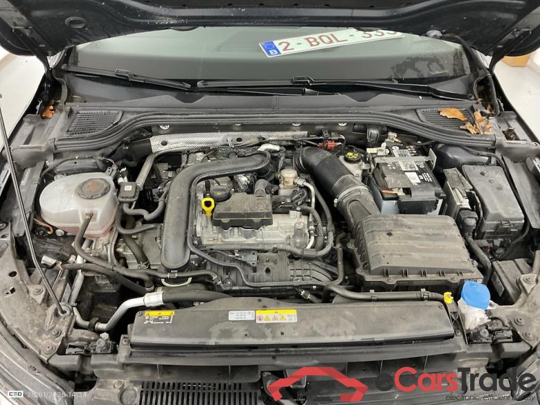 VOLKSWAGEN Golf 1.0 E-TSI 81KW LIFE DSG #6