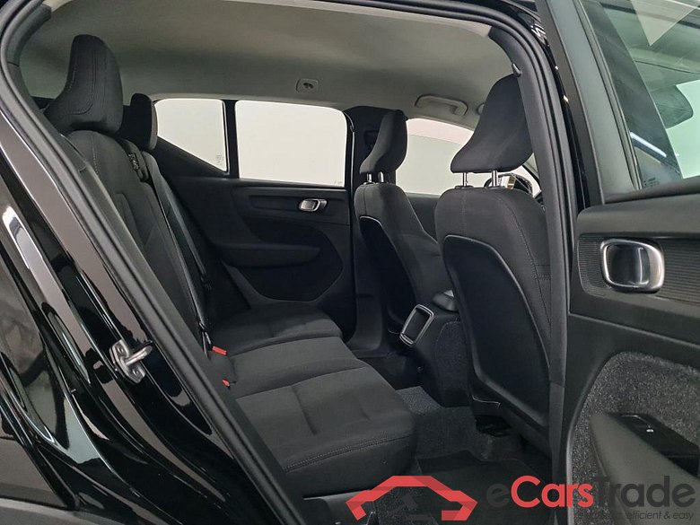 VOLVO XC40 1.5 T2 GEARTRONIC MOMENTUM CORE #6