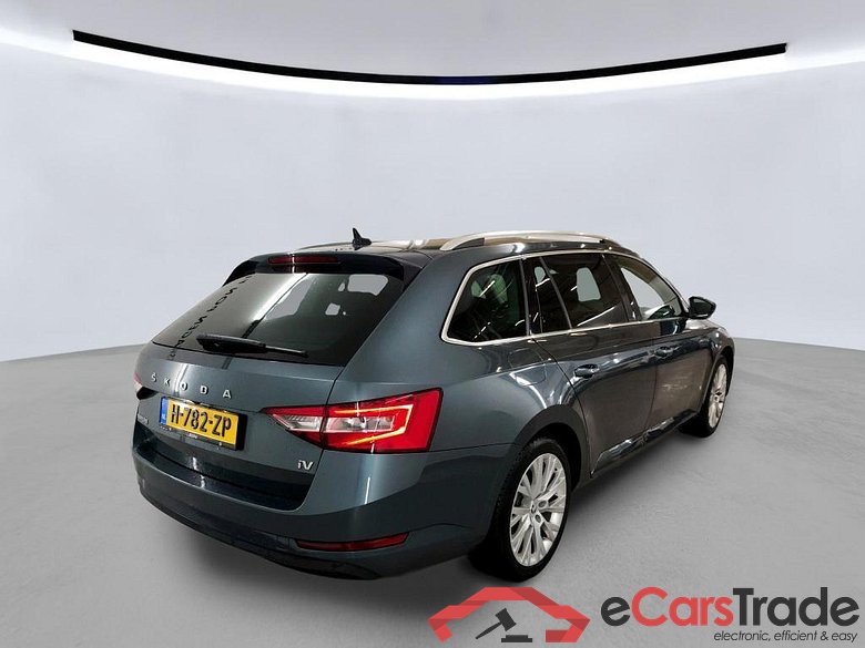 SKODA Superb Combi 115 kW #6