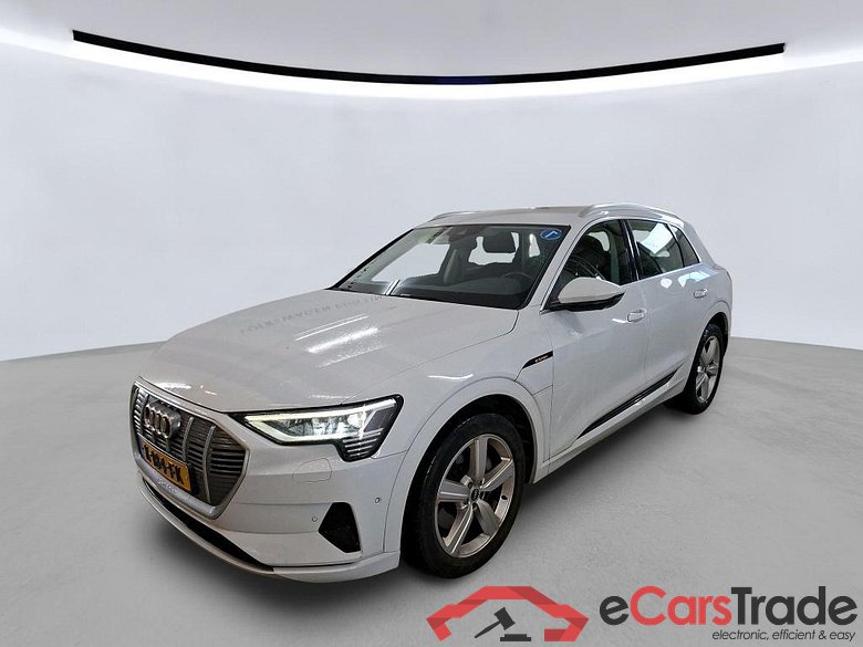 AUDI e-tron 300 kW #1