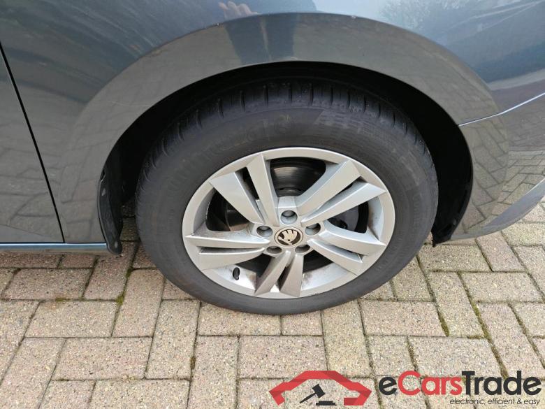 SKODA Fabia Combi 70 kW #6