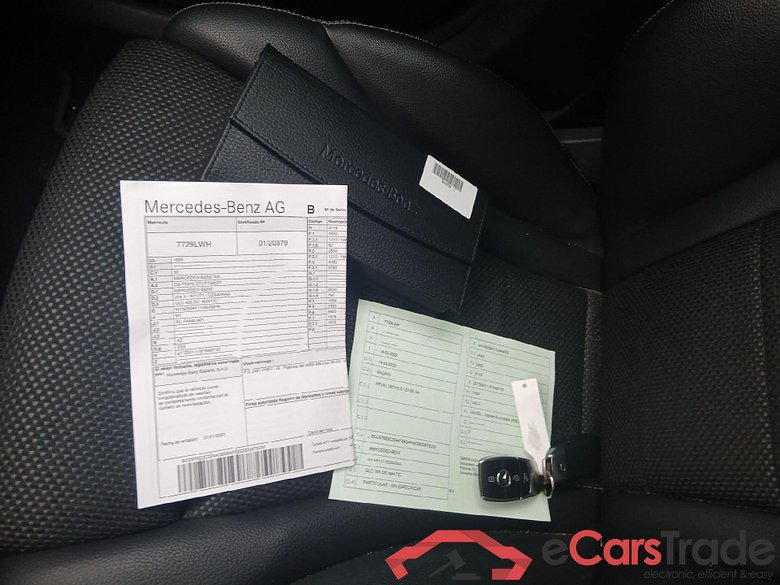 MERCEDES-BENZ Clase GLC / 2019 / 5P / todoterreno GLC 300 de 4MATIC #5