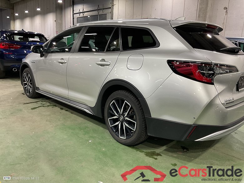 TOYOTA COROLLA TOURING SPORTS 1.8 HYBRID TREK E-CVT #3