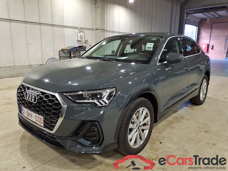 AUDI Q3 Sportback 1.4 45 TFSI E S TRONIC #1
