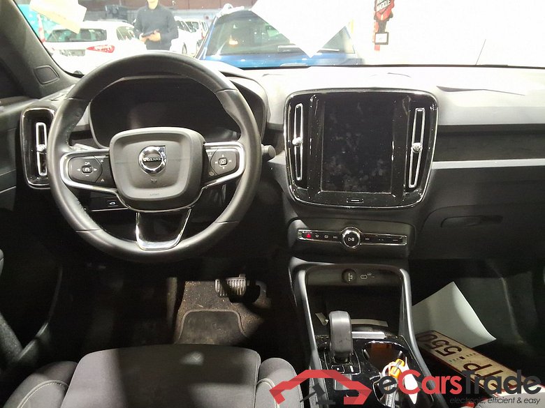 VOLVO C40 BEV 82KWH RECHARGE EXTENDED RANGE CORE #6