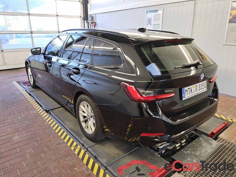 BMW 3 Touring (G21N)(07.2022->) DE - Kb5 318 d Mild-Hybrid EU6d, (EURO 6d), (Facelift) 2022 - 2024 #4