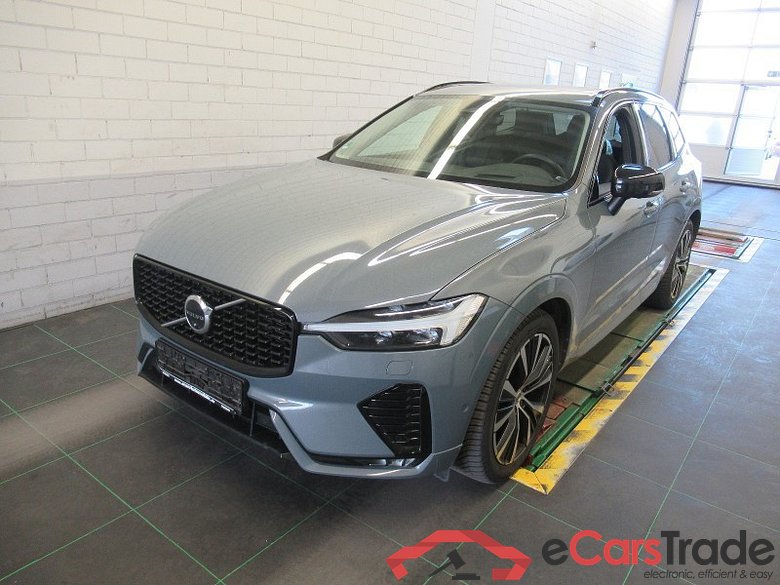 Volvo XC60 (03.2017->) DE - SUV5 B5 (Benzin) AWD EU6d, Ultimate Dark Mild-Hybrid (EURO 6d), (Facelift) #1