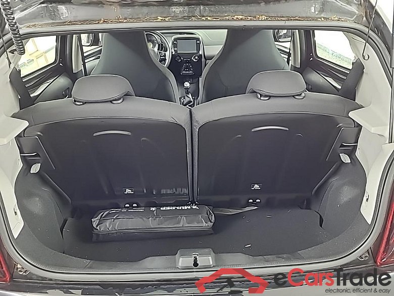 PEUGEOT 108 Allure 1.0 e-VTi 72pk 5D #5