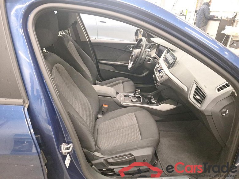 BMW - BMW 1 HATCH 118iA 136PK Advantage Pack Business Plus With Heated Seats & Harman Kardon * PETROL * #3