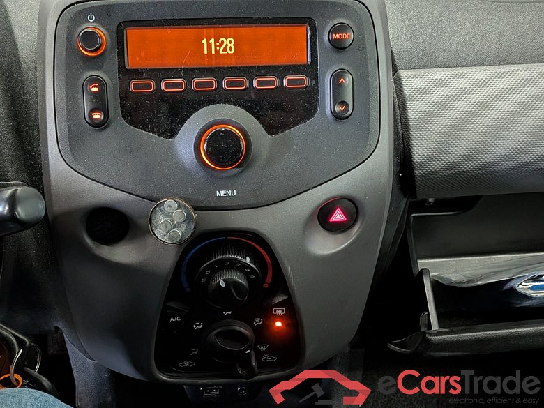 PEUGEOT 108 1.0 e-VTi Active #5