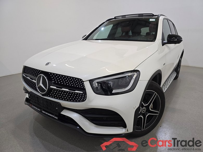 Mercedes GLC 300de Plug-In Hybrid AMG Night 4Matic Aut. Pano LED-Multibeam Widescreen Distronic Burmester Navi Sport-Leather KeylessGo Camera 360 Klima PDC ...