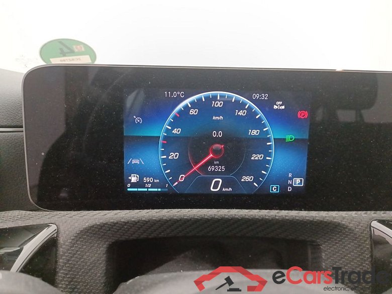 Mercedes-Benz CLA Shooting Brake CLA 180 d Business Line 5d #6