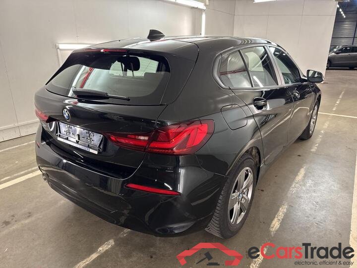 BMW 1 Reeks Hatch 1 Reeks Hatch 116d (85 kW) 85kW/116pk  5D/P Man-6 (4 seizoenen Banden) - CO2 onvolledig #4