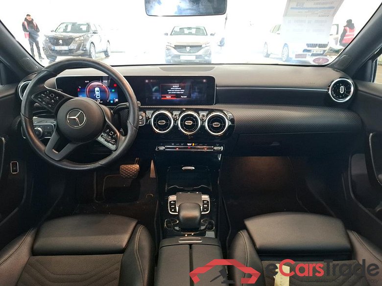 MERCEDES-BENZ Classe A Berline / 2018 / 4P / Berline A 200 Business Line 7G-DCT #5