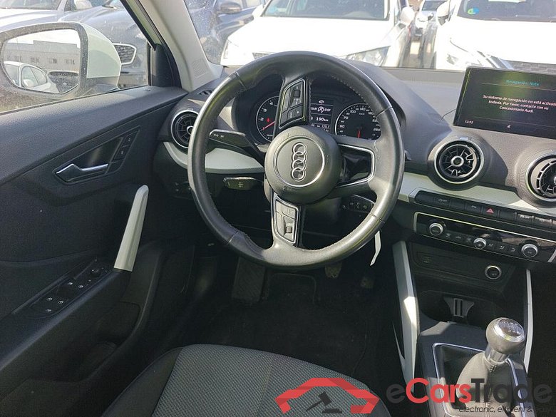 AUDI Q2 / 2016 / 5P / todoterreno Design 30 TFSI 85kW (116CV) #3
