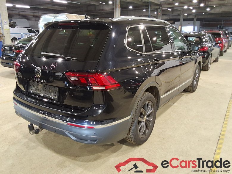 VOLKSWAGEN TIGUAN ALLSPACE 2.0 TDI LIFE DSG #4