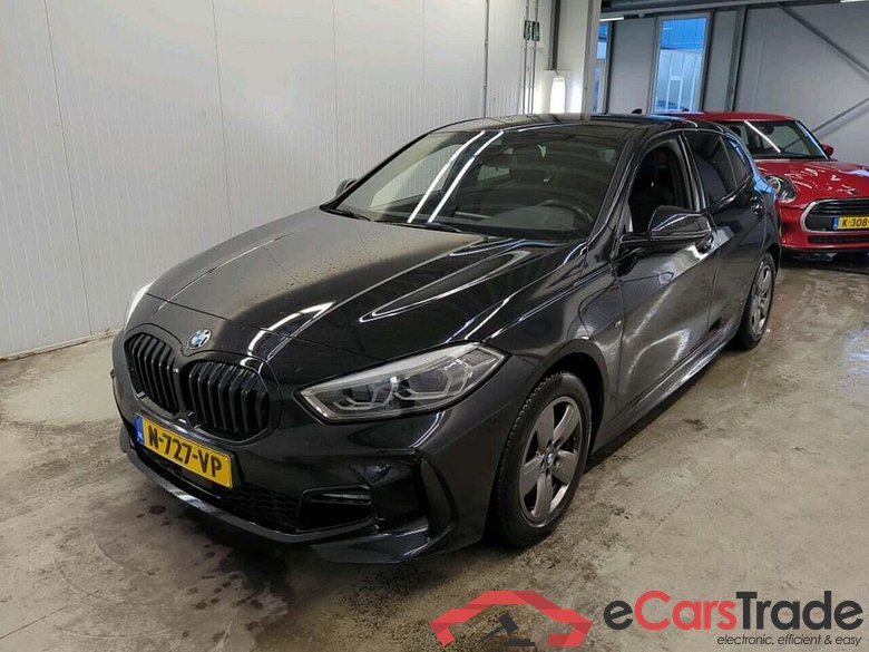 BMW 1-serie 118i Bns Edition #1