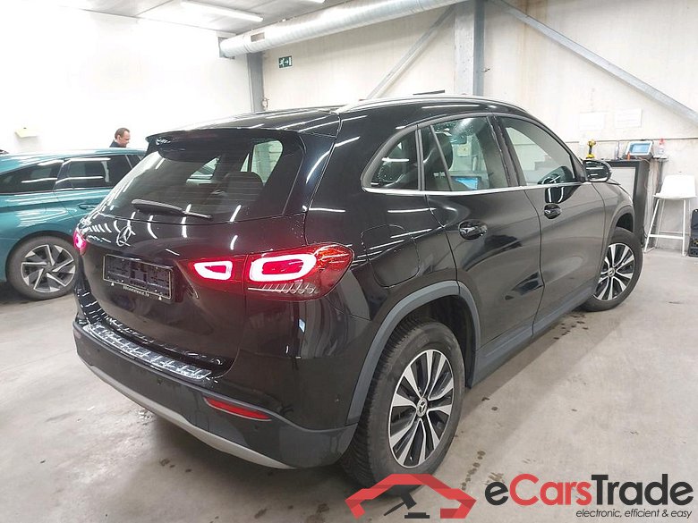 MERCEDES - MER GLA 250e 218PK DCT Business Solution & Smartphone Intergation  * HYBRID * #2