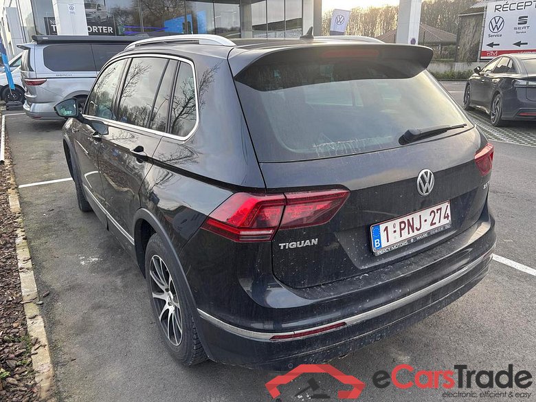 VOLKSWAGEN Tiguan Tiguan Highline 2.0 TDI SCR BMT 110 kW (150 ch) 6 vitesses manuel #3