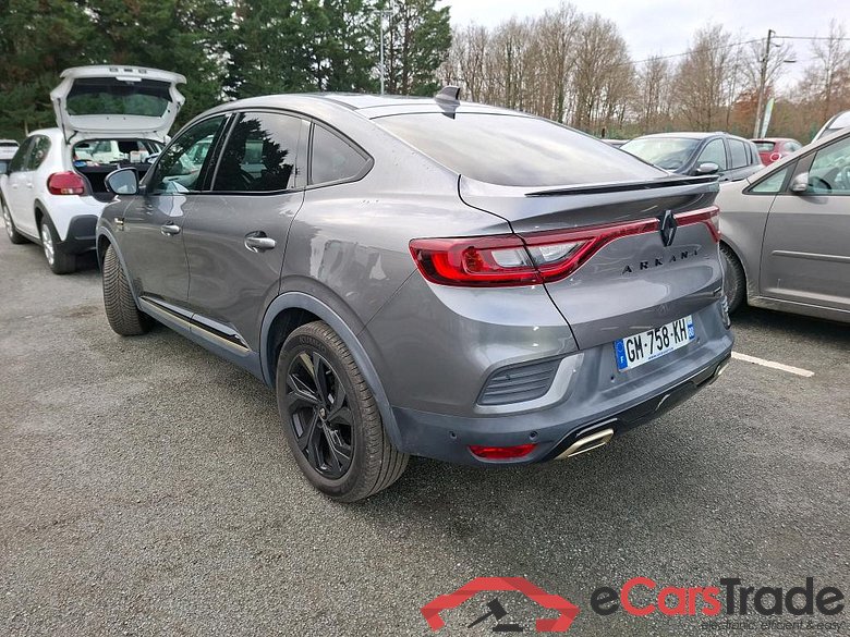 Arkana Engineered 1.6 E-TECH Hybrid 145CV BVA6 E6d #2