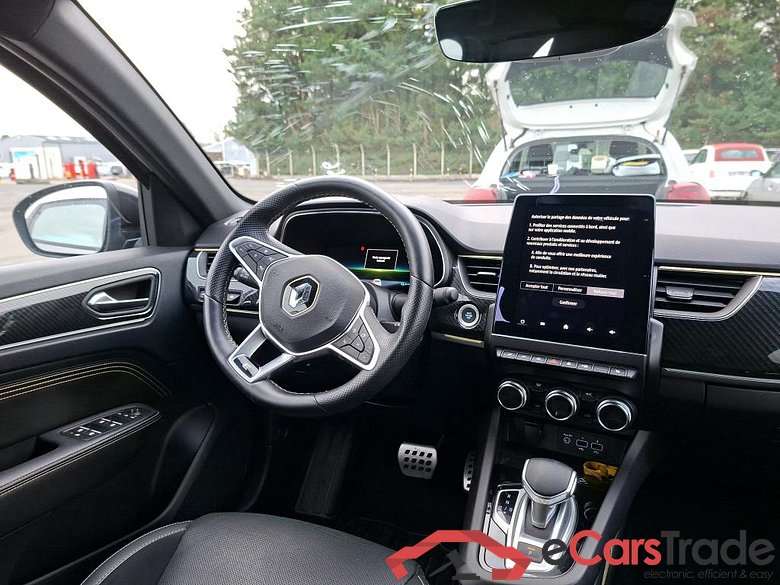 Arkana Engineered 1.6 E-TECH Hybrid 145CV BVA6 E6d #5