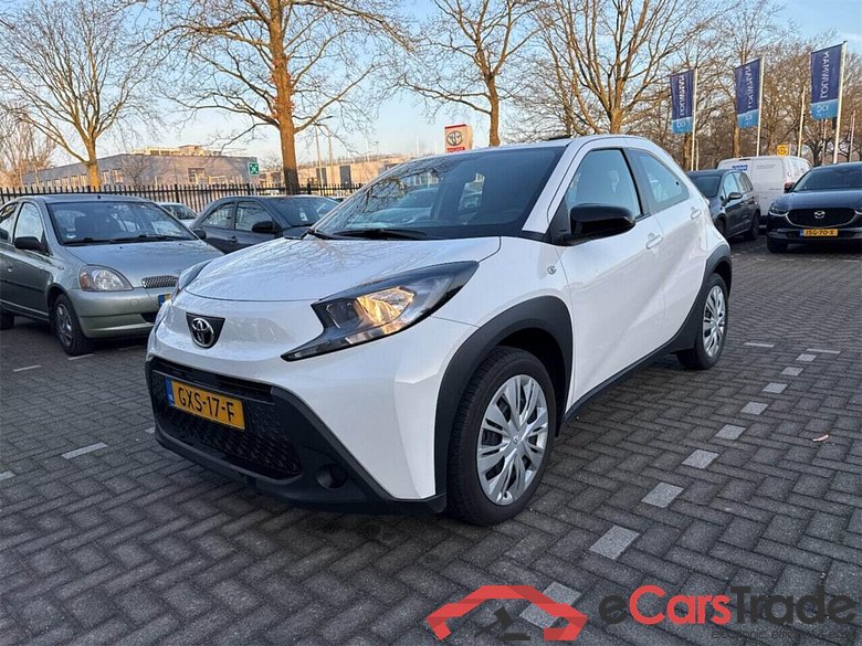 TOYOTA Aygo X 1.0 VVT-i MT Play