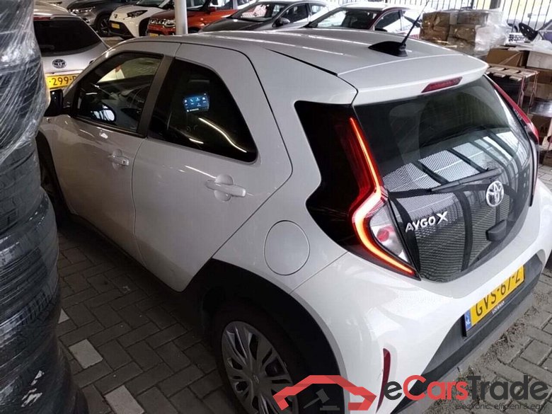TOYOTA Aygo X 1.0 VVT-i MT Play #3