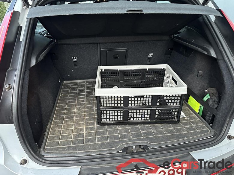 VOLVO XC40 1.5 T5 PHEV R-Design #5