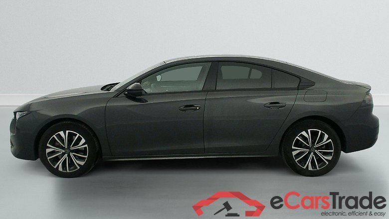 Peugeot 508 Hybrid 225 e-EAT8 Allure #4