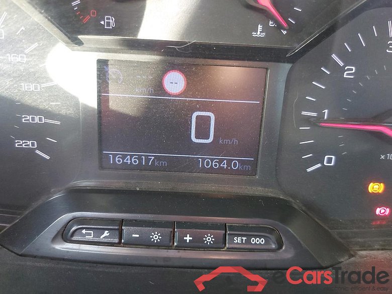 PEUGEOT Rifter / 2018 / 5P / monovolumen compacto Active Pack Standard BlueHDi 73kW #5