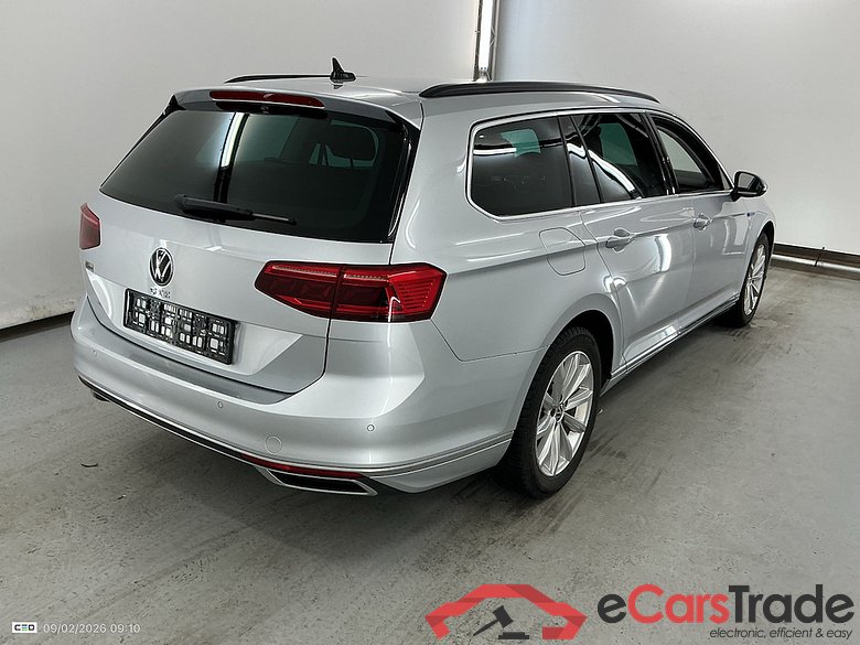 VOLKSWAGEN PASSAT VARIANT GTE - 2020 1.4 TSI PHEV GTE Business DSG #4