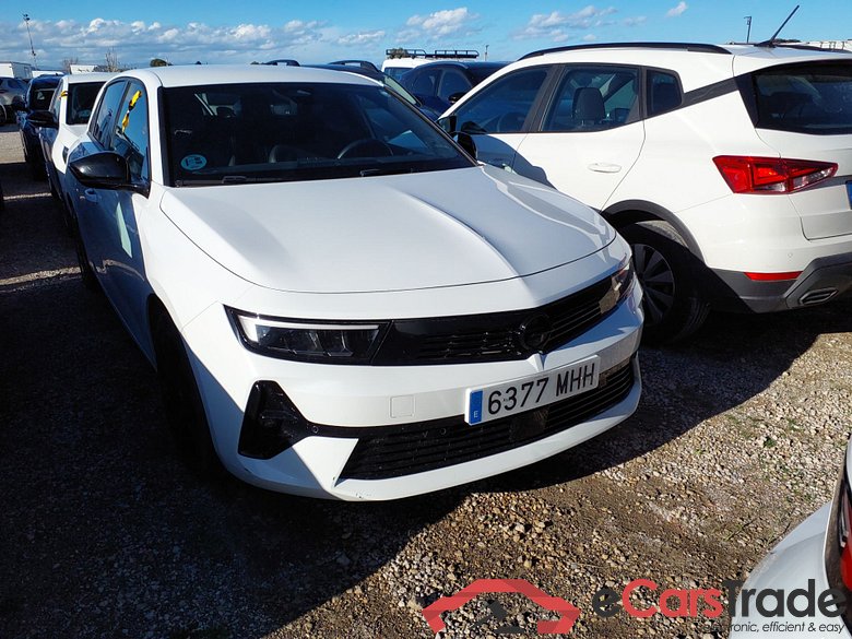OPEL Astra 5P GS 1.2T XHT MT6 S/S 130 HP (96kW) 