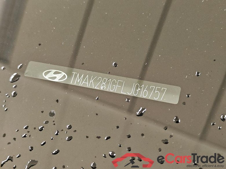 Hyundai KONA Comfort Smart Electric 64 kWh 5d #6