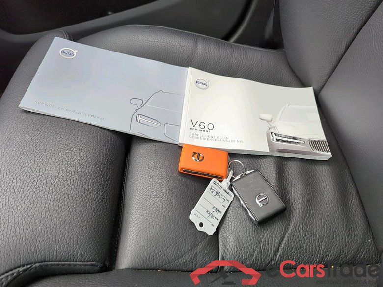 Volvo V60 Recharge T6 AWD Automaat Inscription 5d + Pano #4