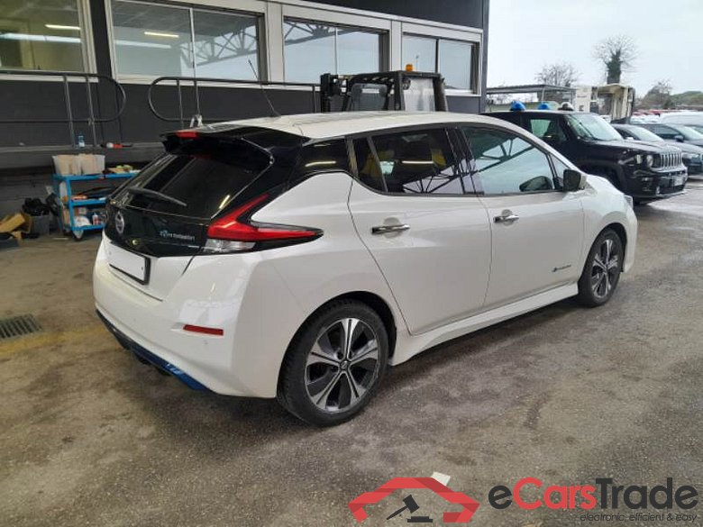 NISSAN LEAF / 2017 / 5P / BERLINA BUSINESS 40KWH #2