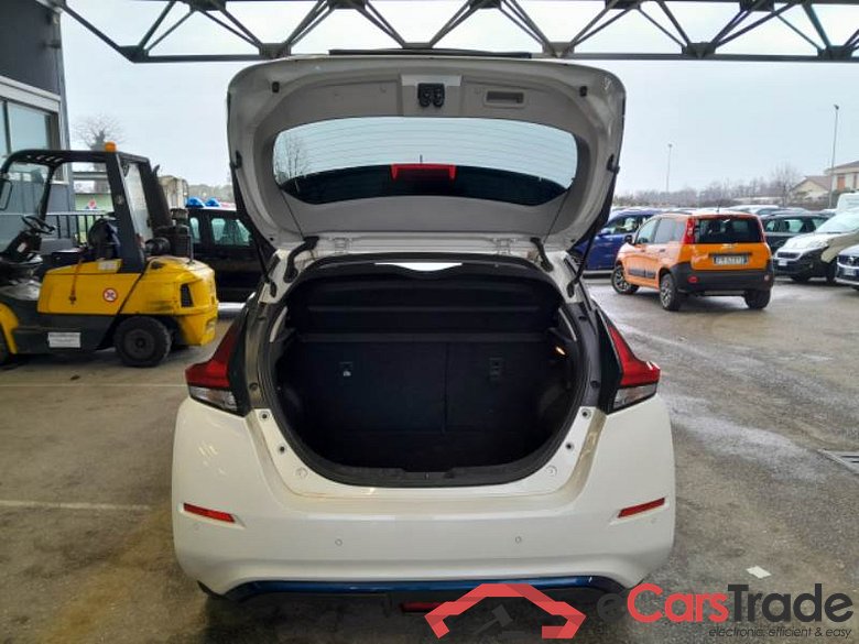 NISSAN LEAF / 2017 / 5P / BERLINA BUSINESS 40KWH #5