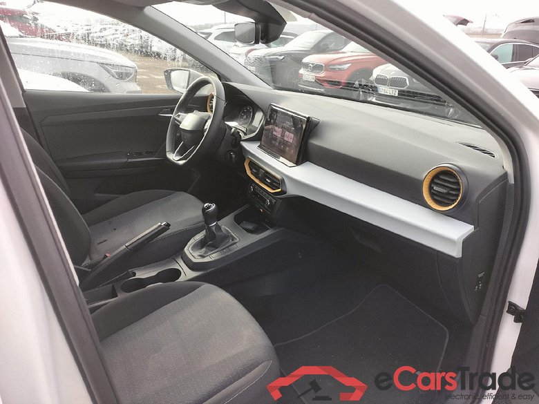 SEAT Ibiza / 2017 / 5P / berlina con portón 1.0 TSI 81kW (110CV) Style Plus (AC) #6