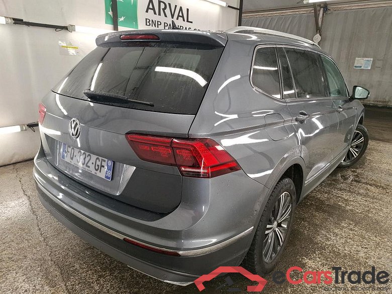 VOLKSWAGEN Tiguan Allspace / 2017 / 5P / SUV 1.5 TSI 150 EVO DSG7 Carat Exclusive #3