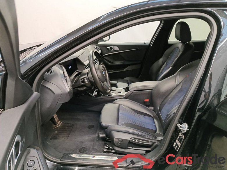 BMW 1 Reeks Hatch 118iA (100 kW) 5d #3