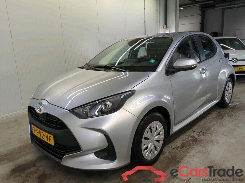 TOYOTA Yaris 1.5 VVT-i Active