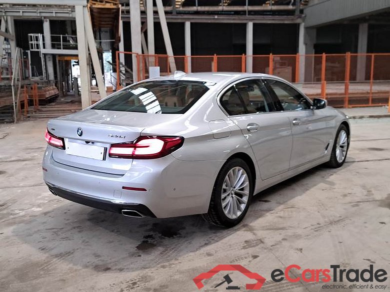 BMW SERIE 5 / 2020 / 4P / BERLINA 520D XDRIVE LUXURY AUTO MH48V #2