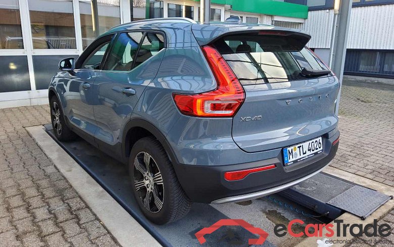Volvo XC40 (2017->) DE - SUV5 B4 2WD EU6d, Inscription (EURO 6d), 2020 - 2022 #4