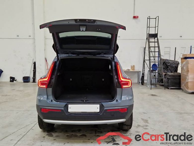 VOLVO XC40 / 2021 / 5P / SUV B3 AUTOMATICO CORE #5