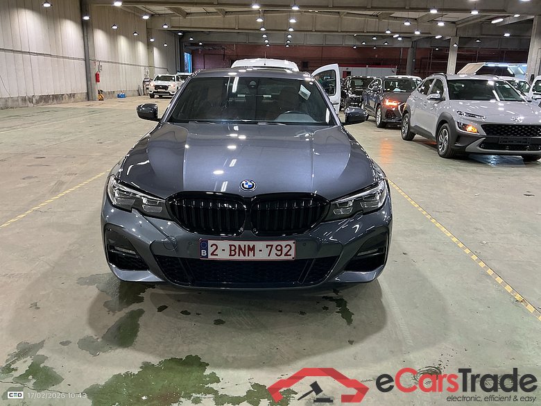 BMW 3 TOURING - 2019 330eAS PHEV #2