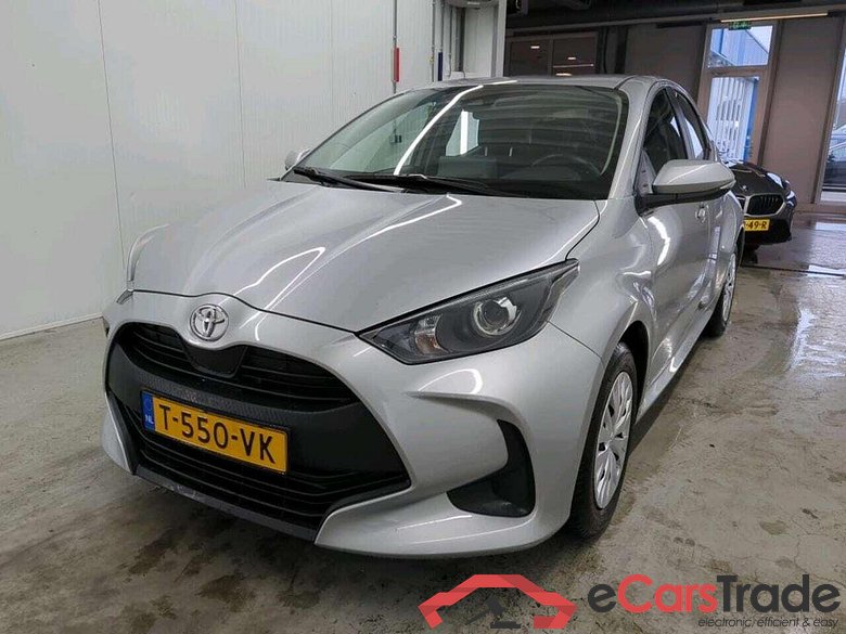 TOYOTA Yaris 1.5 VVT-i Active #1