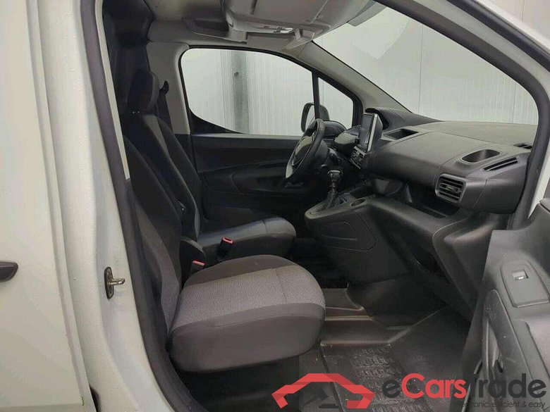 PEUGEOT Partner 1.2 PT. Premium #6